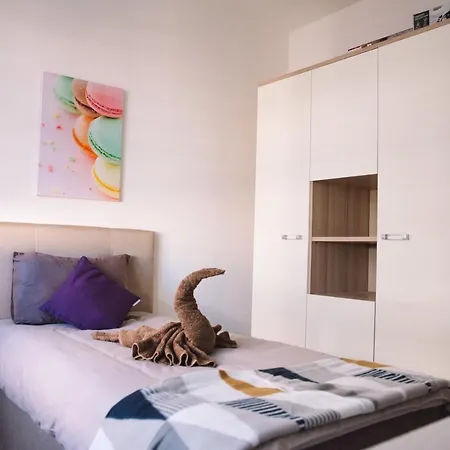 Modern 3 Bedroom With Ac 公寓