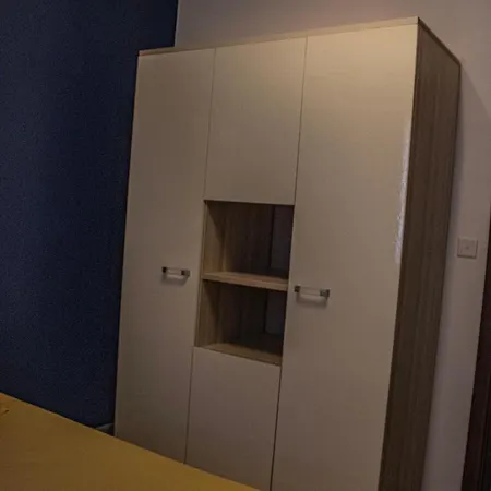 Modern 3 Bedroom With Ac
