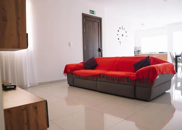 Lejlighed Modern 3 Bedroom With Ac *