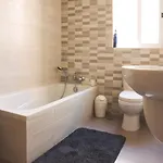 Modern 3 Bedroom With Ac Żabbar