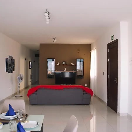 Modern 3 Bedroom With Ac Zabbar