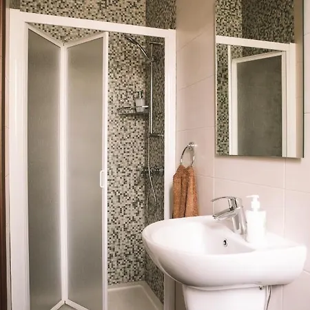 Modern 3 Bedroom With Ac Apartment Zabbar