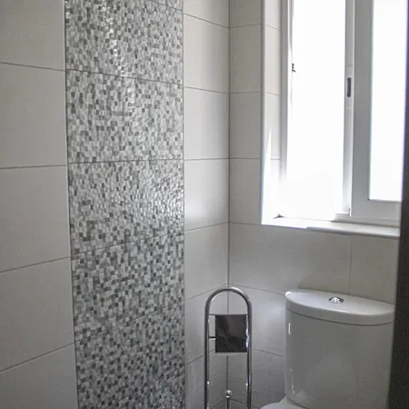 Modern 3 Bedroom With Ac Lejlighed