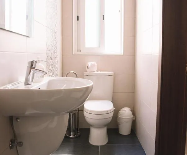 Appartamento Modern 3 Bedroom With Ac *