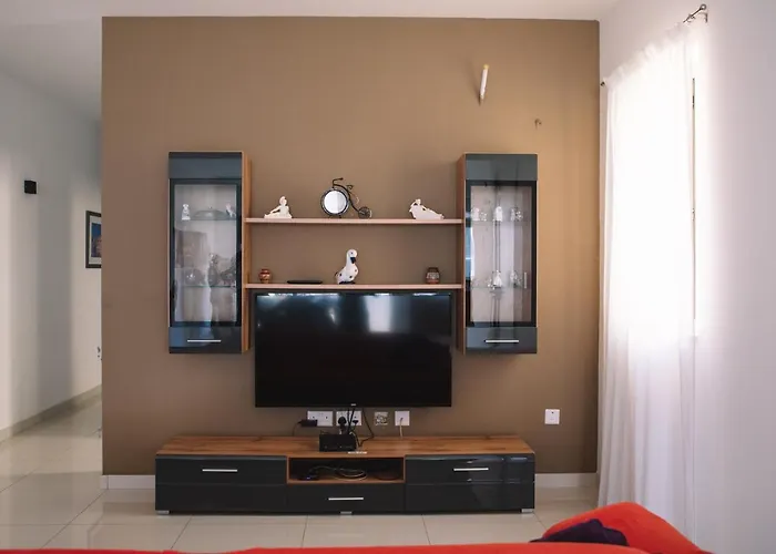 Modern 3 Bedroom With Ac Appartamento