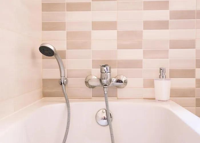 Modern 3 Bedroom With Ac Appartamento Żabbar